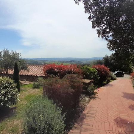Casa Di Campagna In Collina Tatti Bagian luar foto