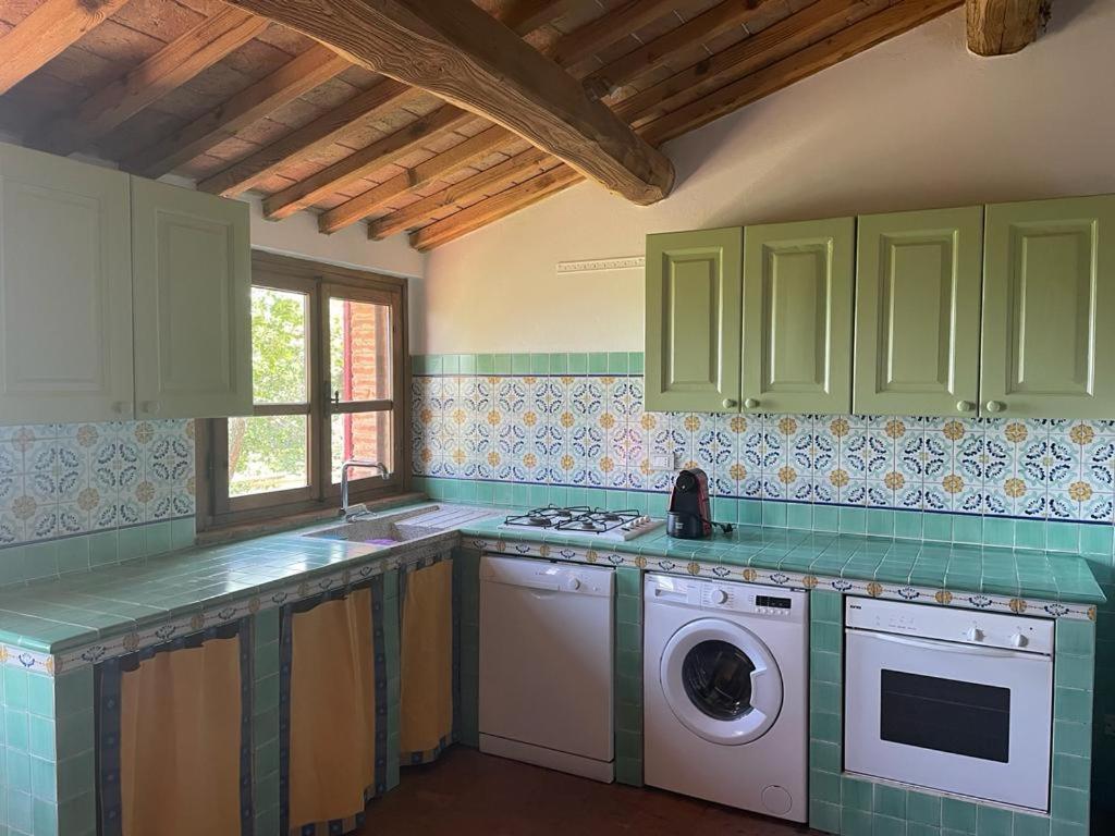 Casa Di Campagna In Collina Tatti Bagian luar foto