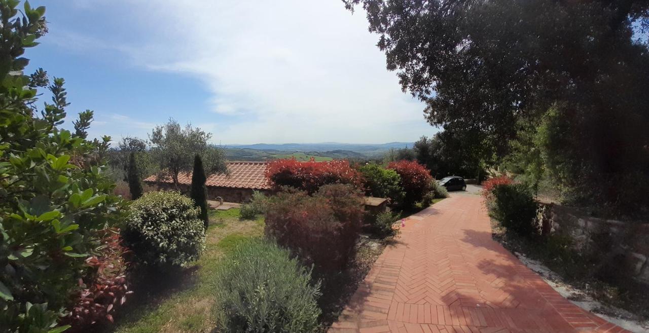 Casa Di Campagna In Collina Tatti Bagian luar foto